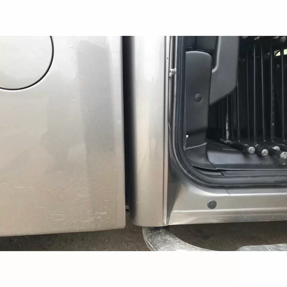 2007-2013 GMC Pickup Sierra Crew Cab Cab Corner - Right Side