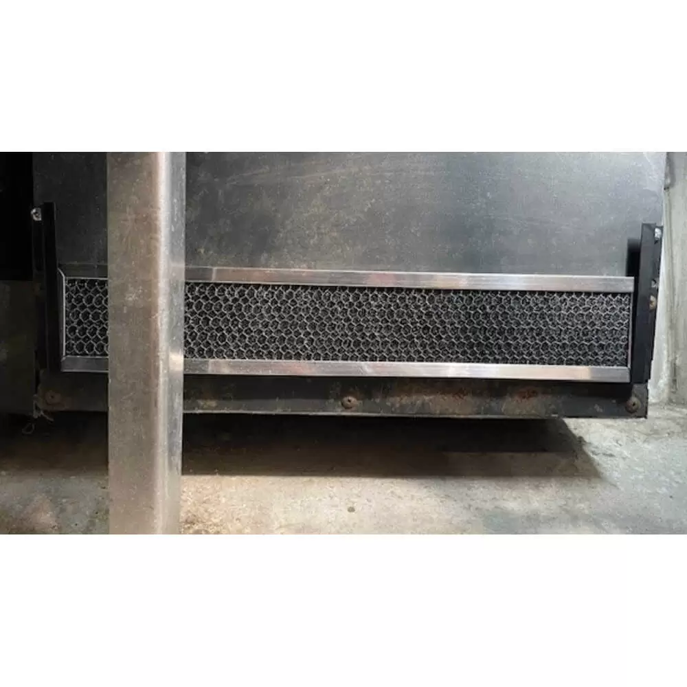 3" x 17" Cabin Filter Kit with Mounting Brackets for Utilimaster SCS System