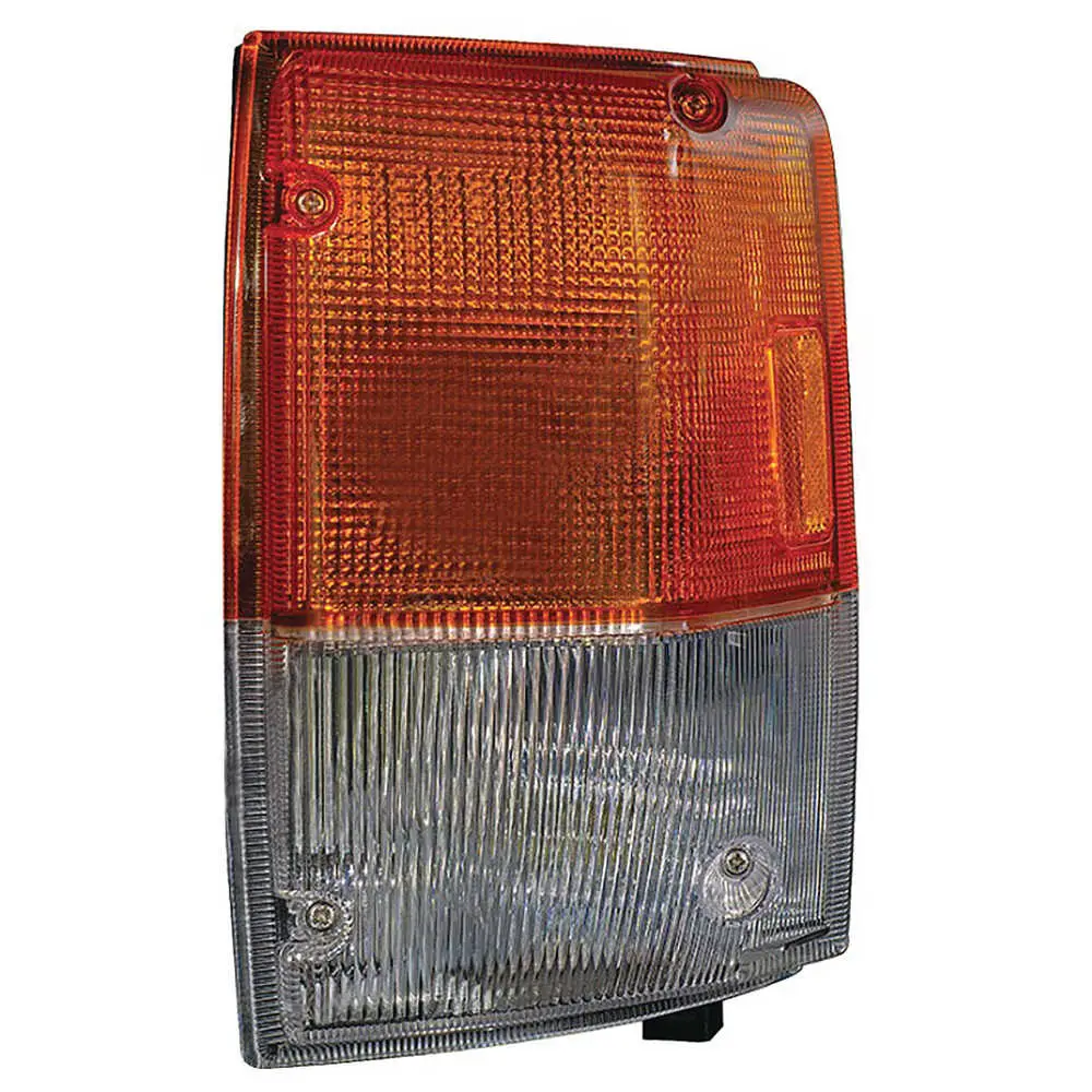 Left front corner lamp.